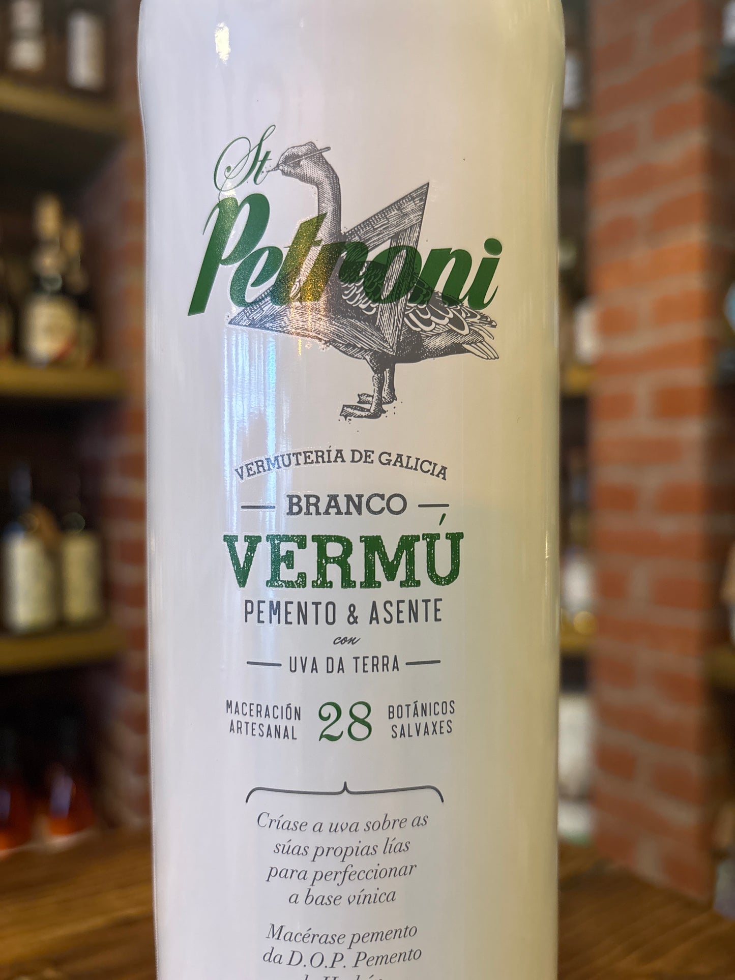 St. Petroni Vermú Branco 1L – White Vermouth from Galicia, Spain