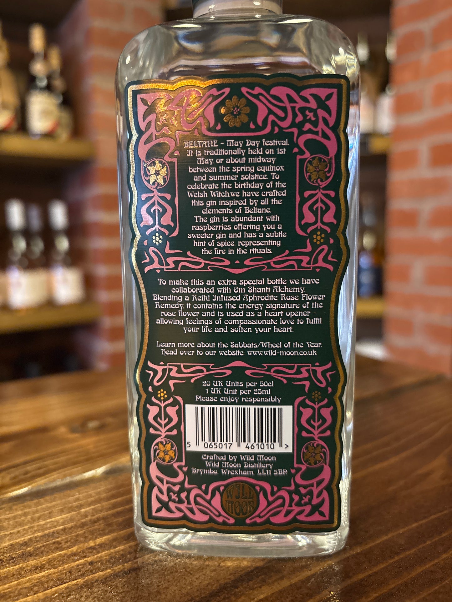 Welsh Witch Raspberry Gin – Beltane Edition