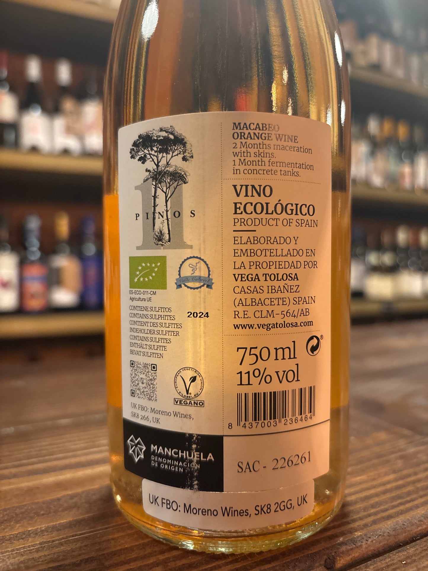 Vega Tolosa 11 Pinos Orange Macabeo 2024
