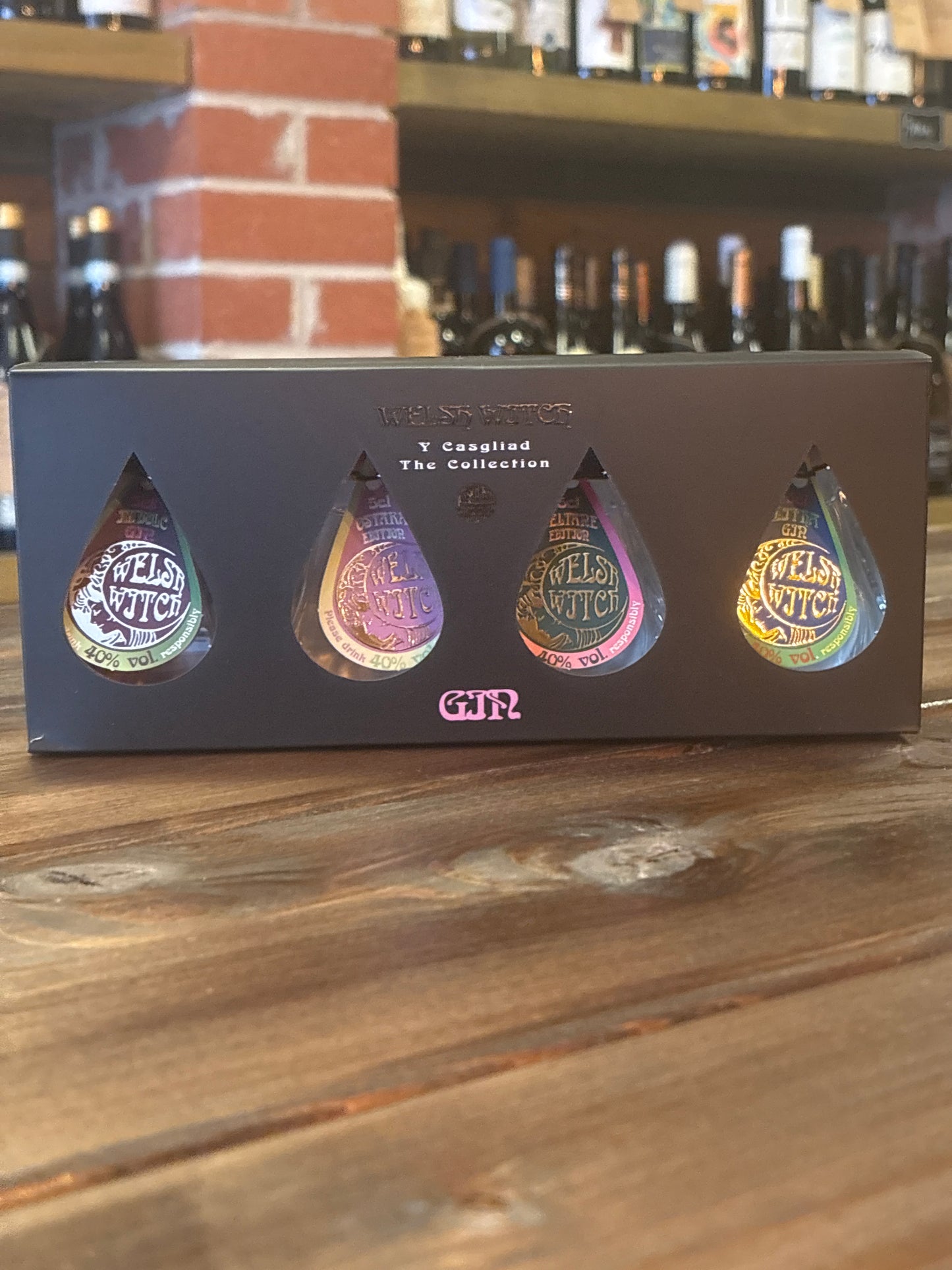 Welsh Witch Miniature Gin Gift Box – 4 x 5cl